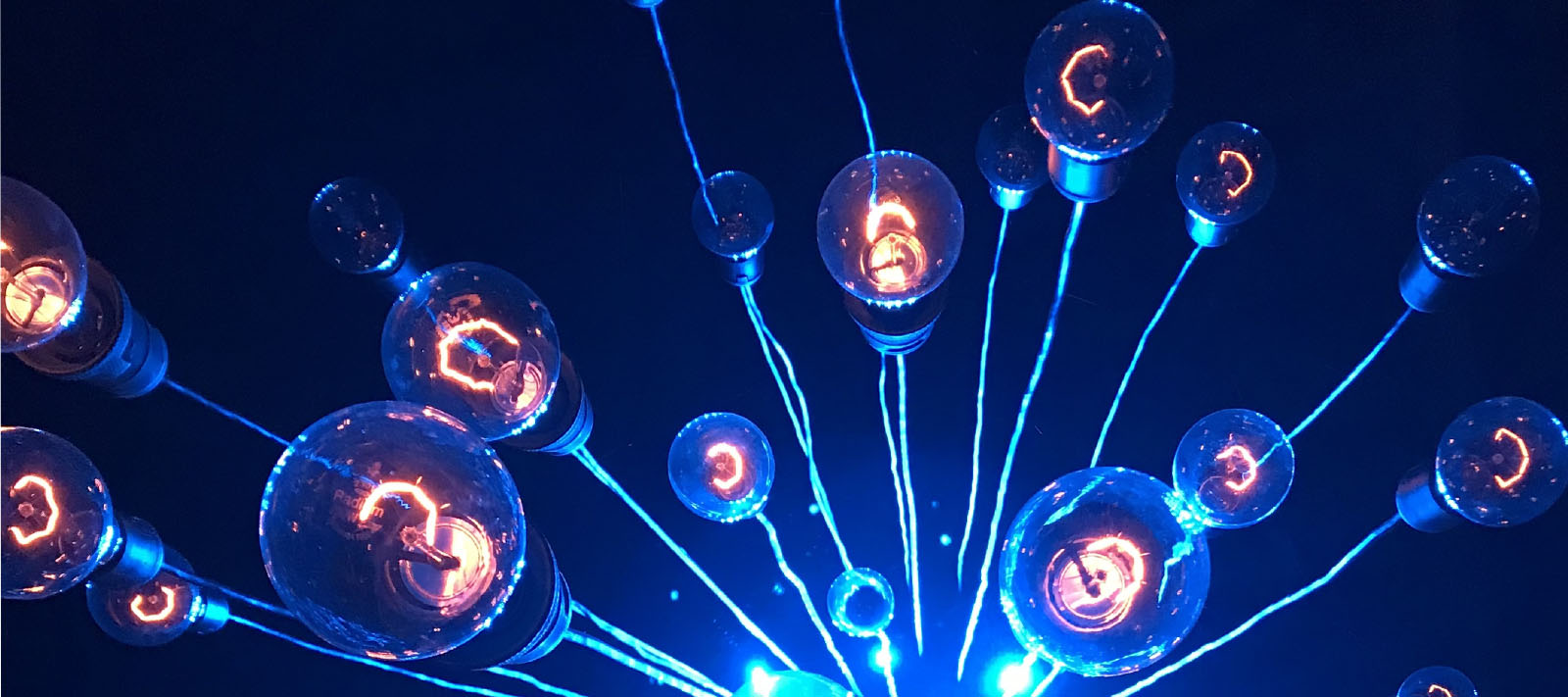 Cascade pendant of filament bulbs